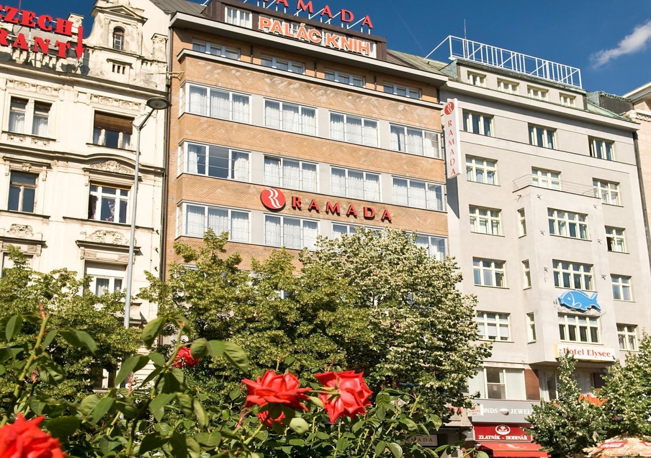 Ramada by Wyndham Prague City Centre 3