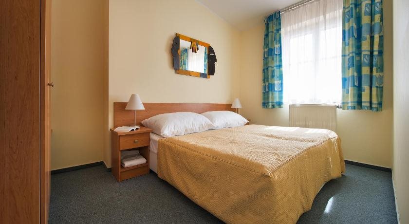 EA Hotel Tosca 24