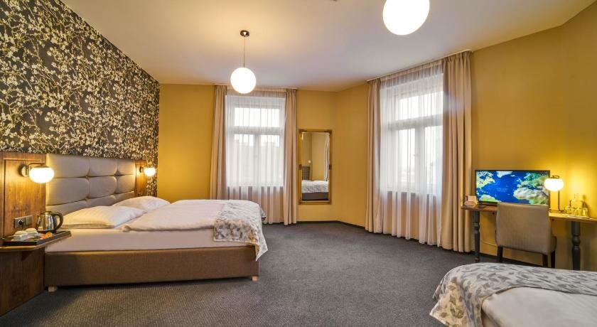 EA Hotel Victoria 18