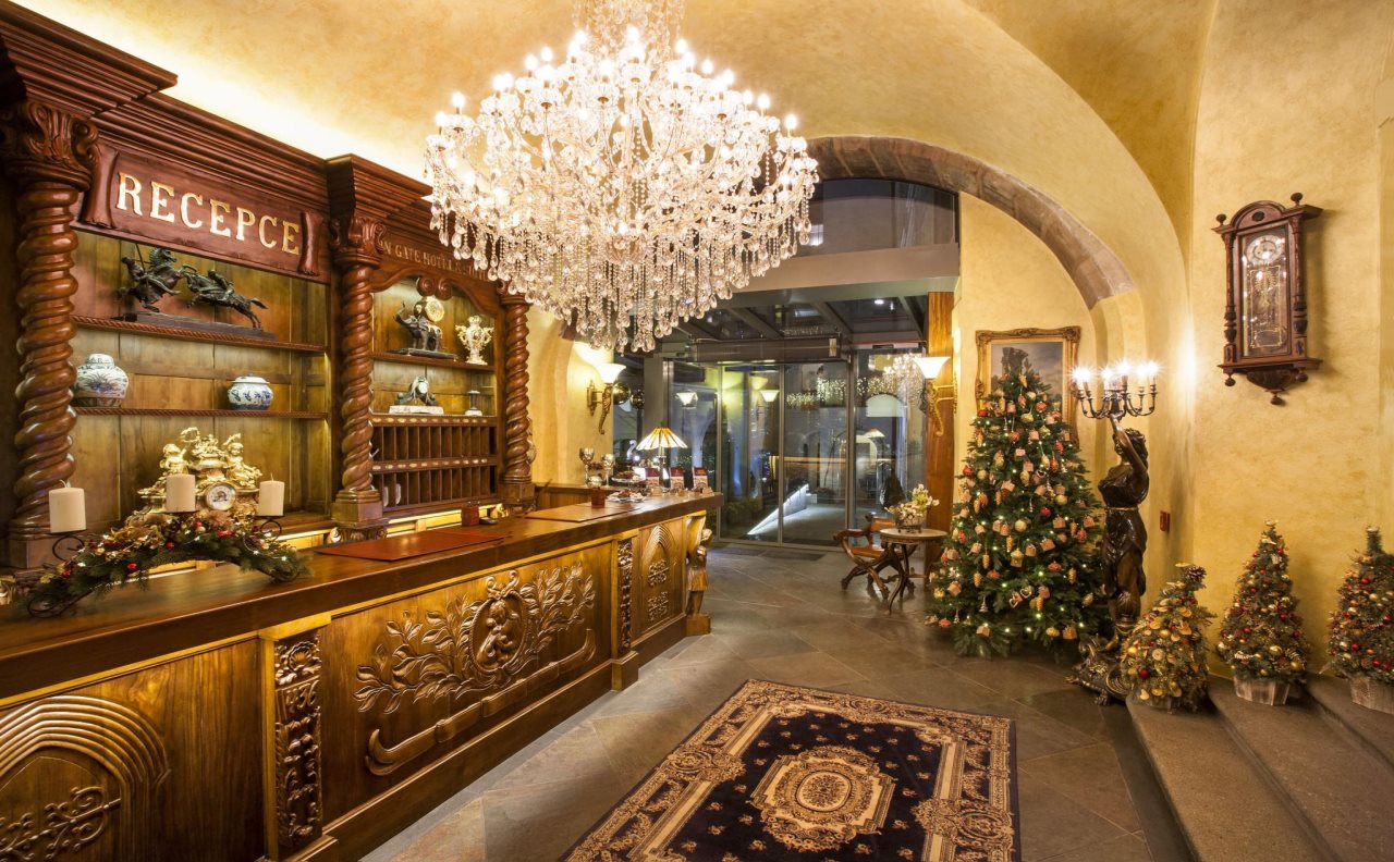 Iron Gate Hotel & Suites 3