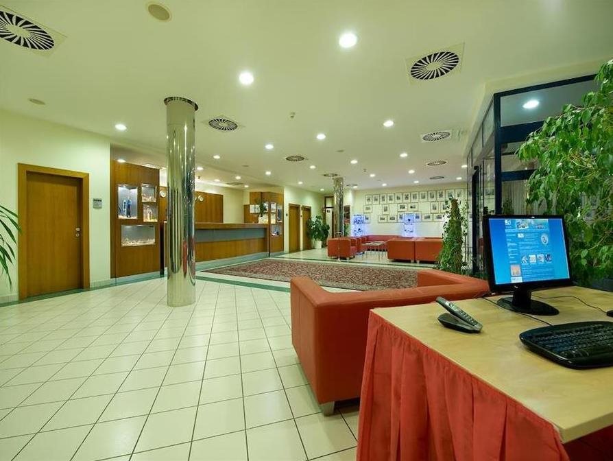 Ramada by Wyndham Airport Prague 11