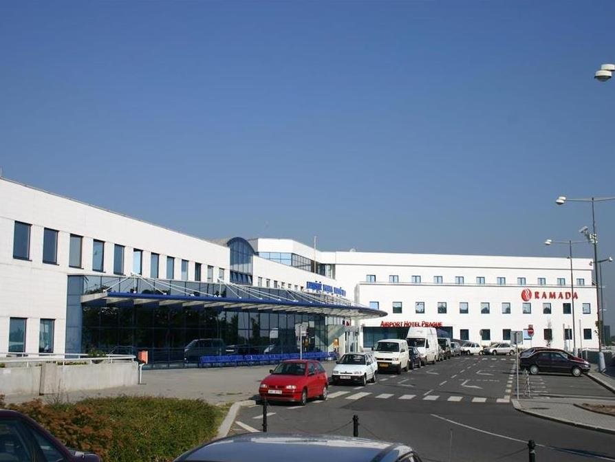 Ramada by Wyndham Airport Prague 15