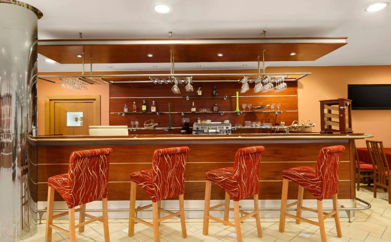 Ramada by Wyndham Airport Prague 19