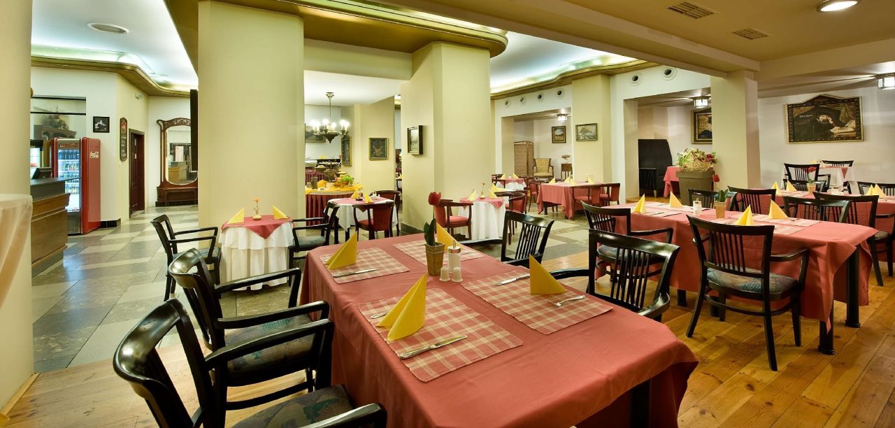 EA Hotel Rokoko 13