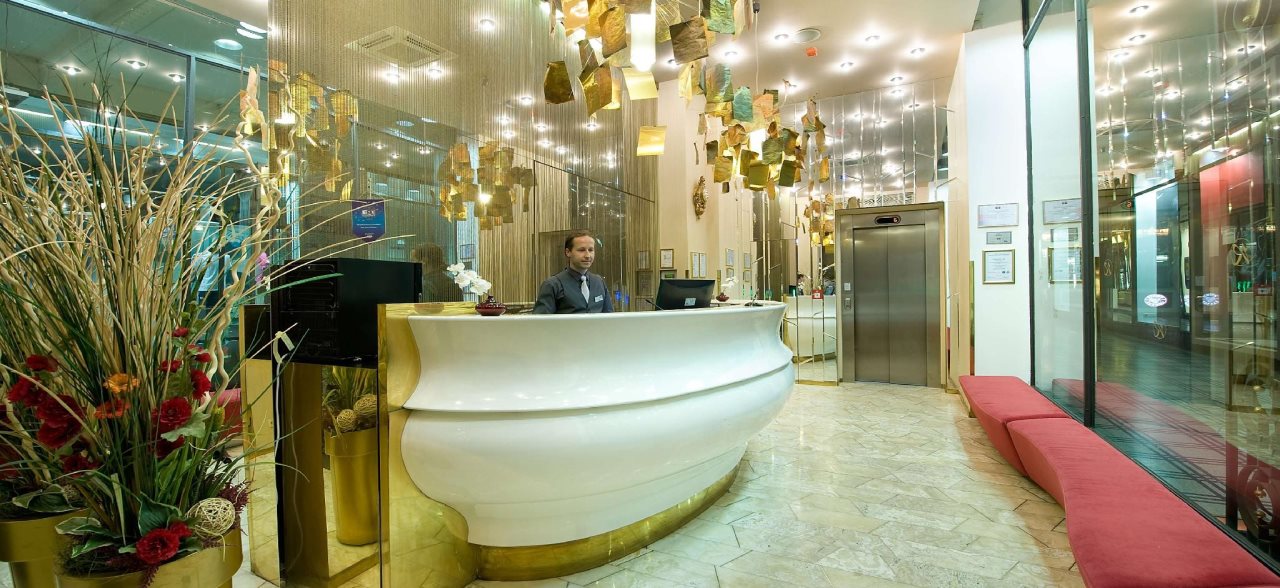EA Hotel Rokoko 16