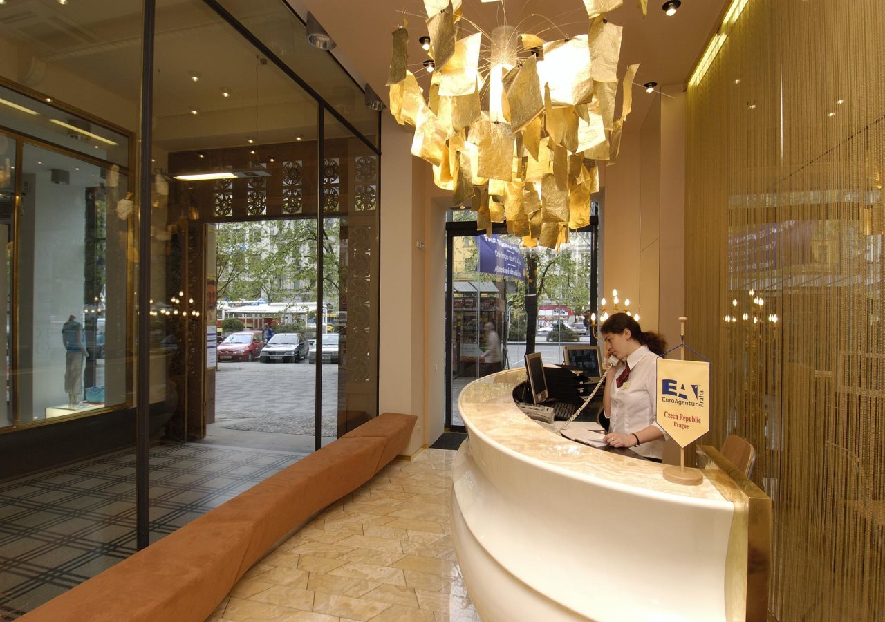 EA Hotel Rokoko 8