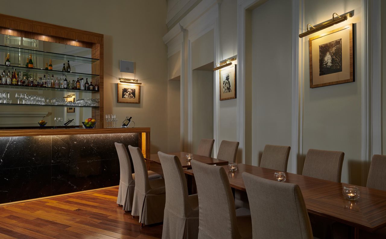 Ventana Hotel Prague 13