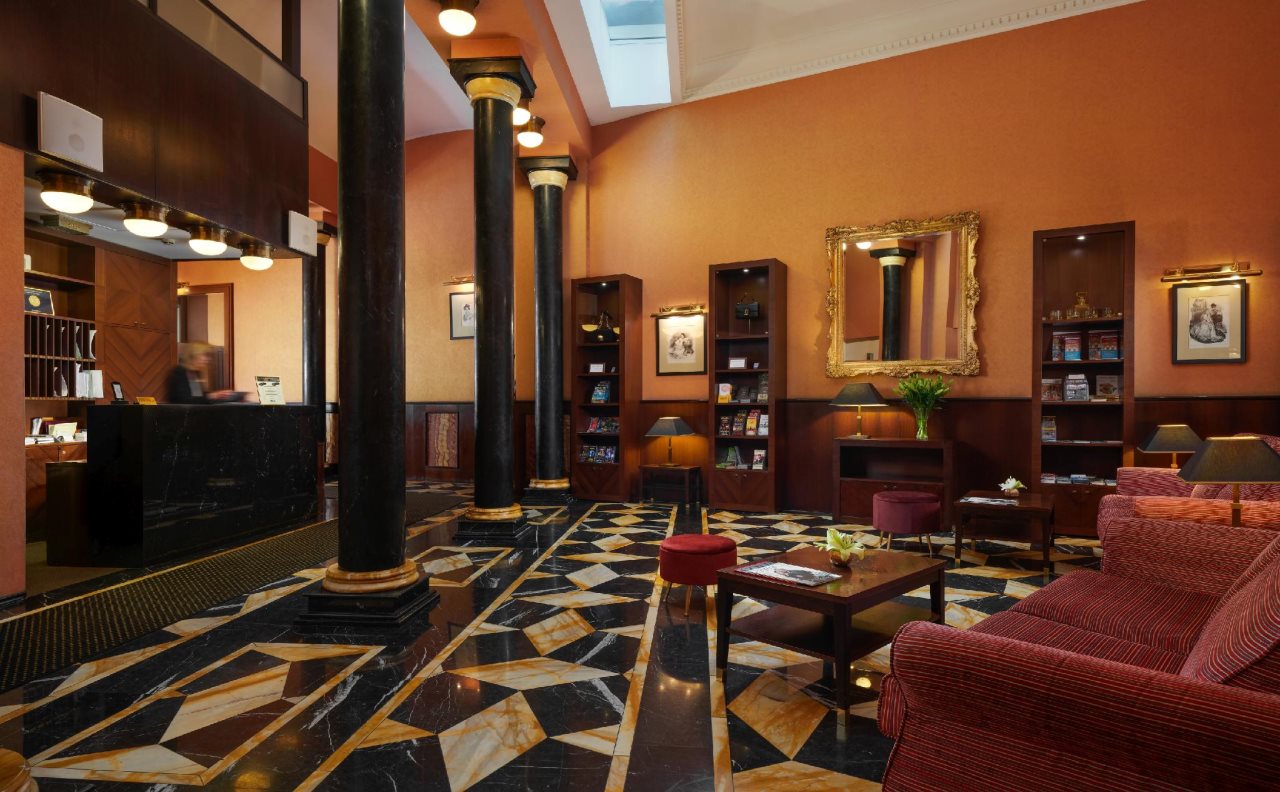 Ventana Hotel Prague 16