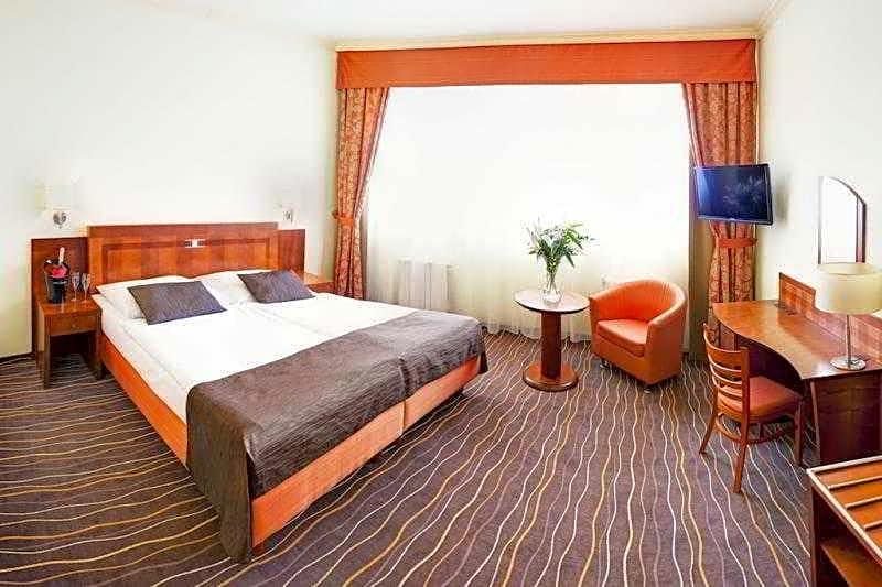 Luxury Family Hotel Bila Labut 13