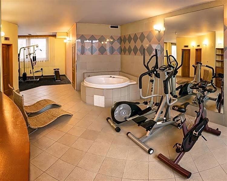 Luxury Family Hotel Bila Labut 14