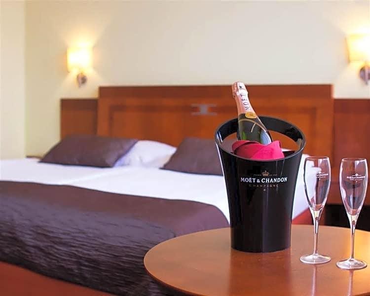 Luxury Family Hotel Bila Labut 3