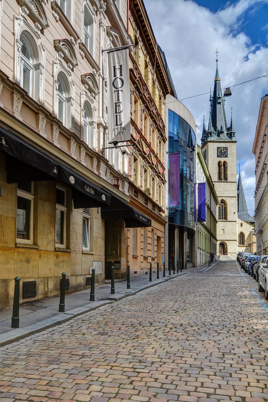 Numa Prague Root 19