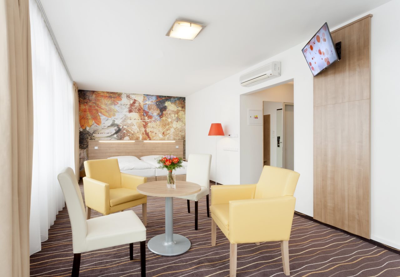 Akcent Hotel 3