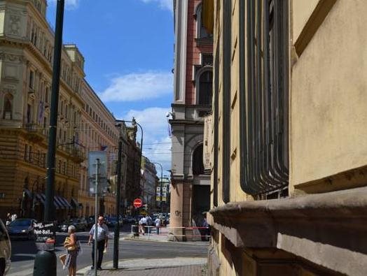 Aureli hotel City Inn 16