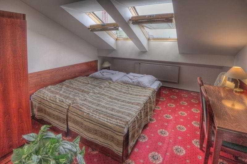 Aureli hotel City Inn 24