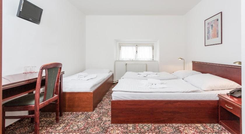 Aureli hotel City Inn 5