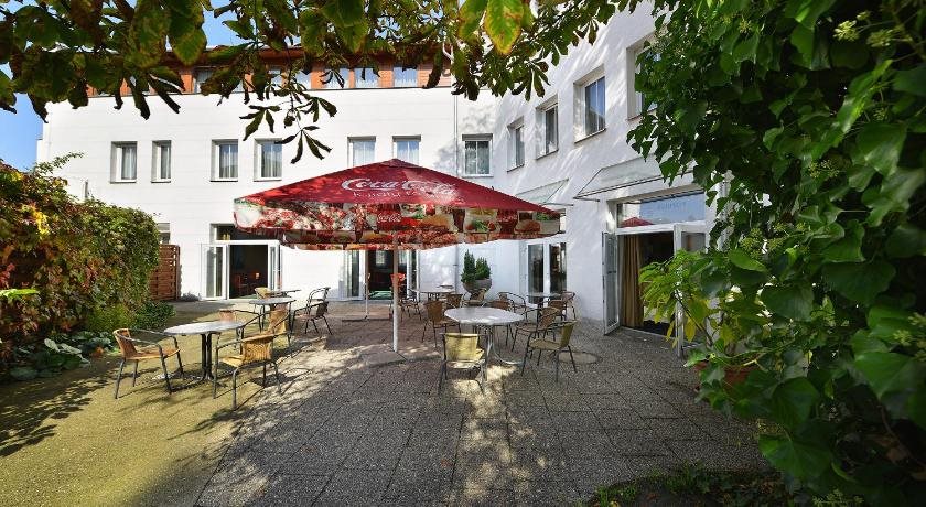 EA Hotel Populus 10