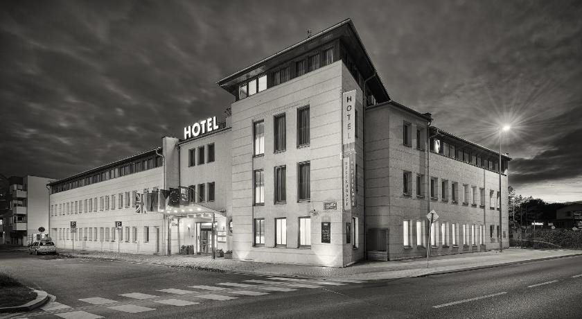 EA Hotel Populus 15