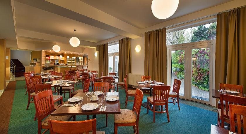 EA Hotel Populus 9