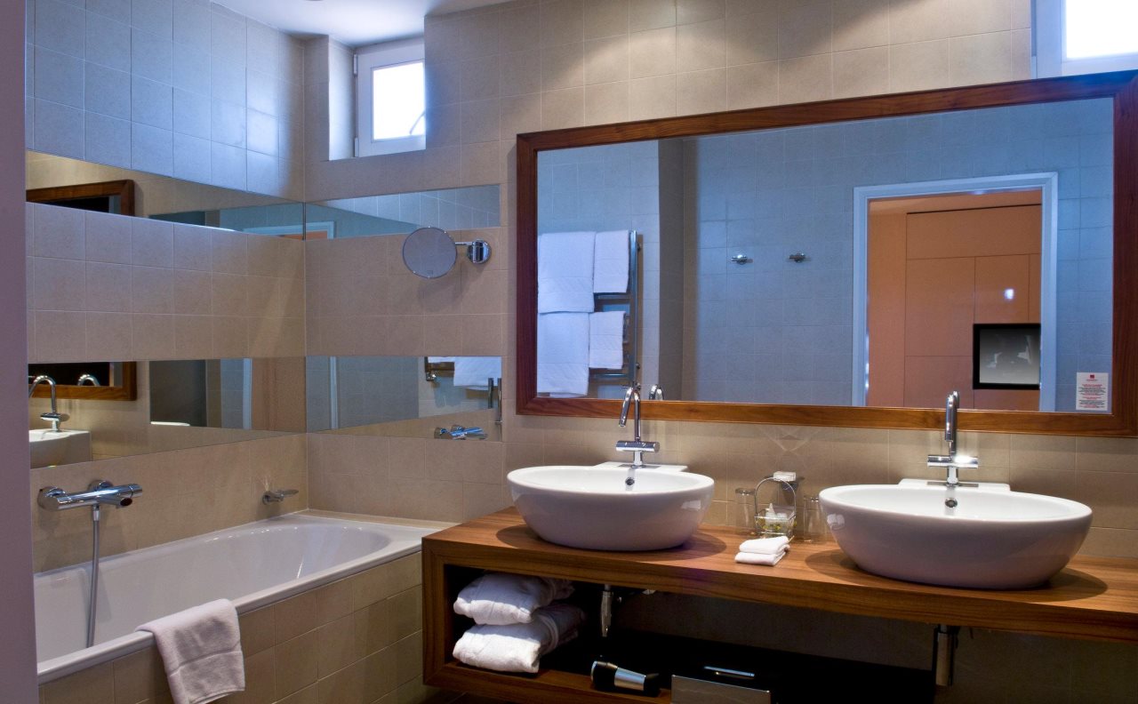 Mamaison Hotel Riverside Prague 18