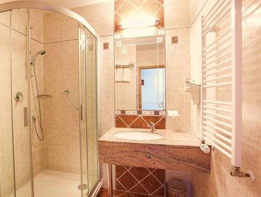 Hotel U Divadla 8