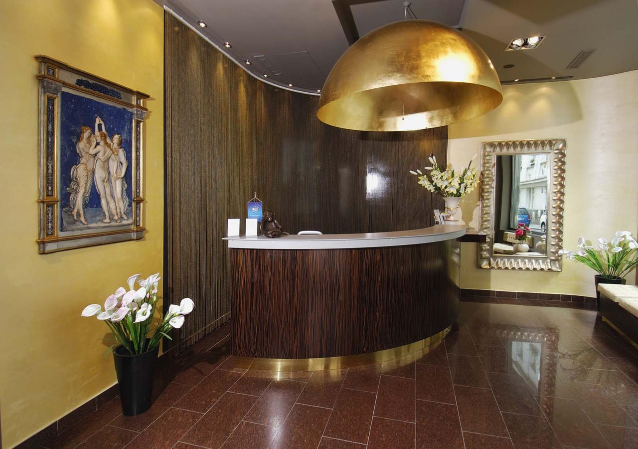 EA Hotel Crystal Palace 4