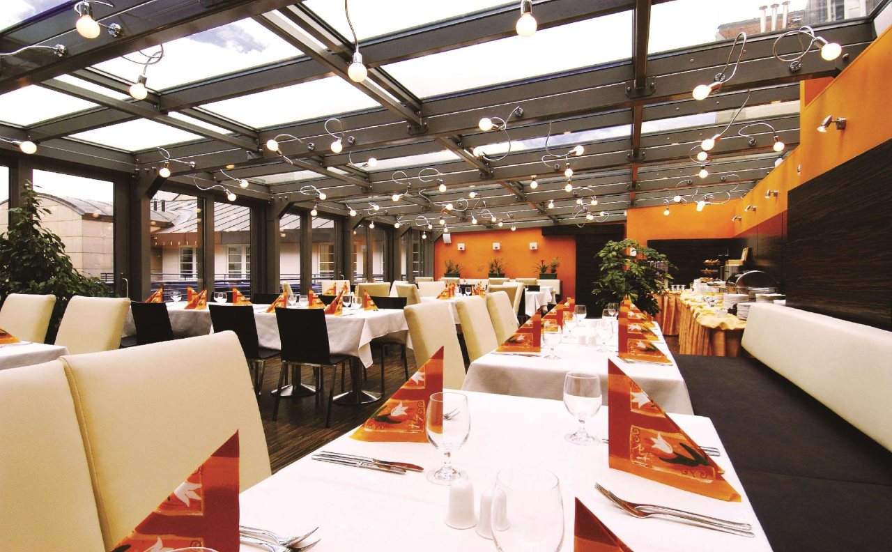EA Hotel Crystal Palace 7