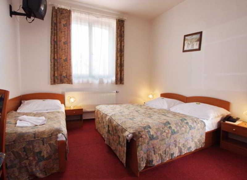 Hotel City Centre 13