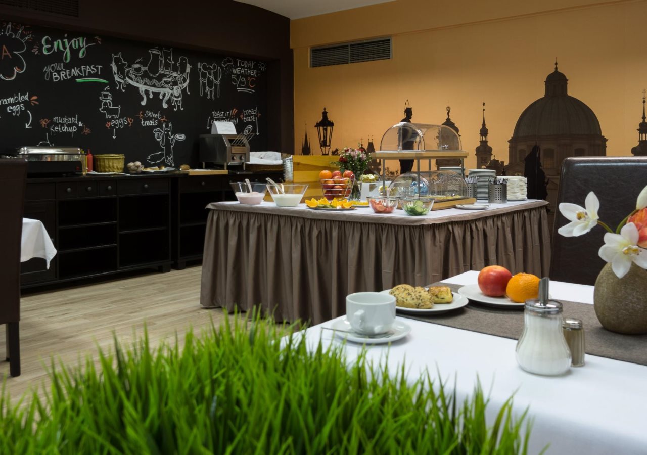 Pytloun Kampa Garden Hotel Prague 15
