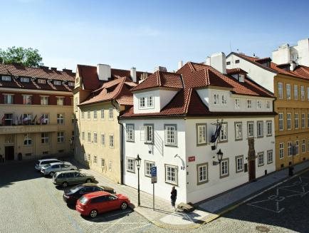 Pytloun Kampa Garden Hotel Prague 8