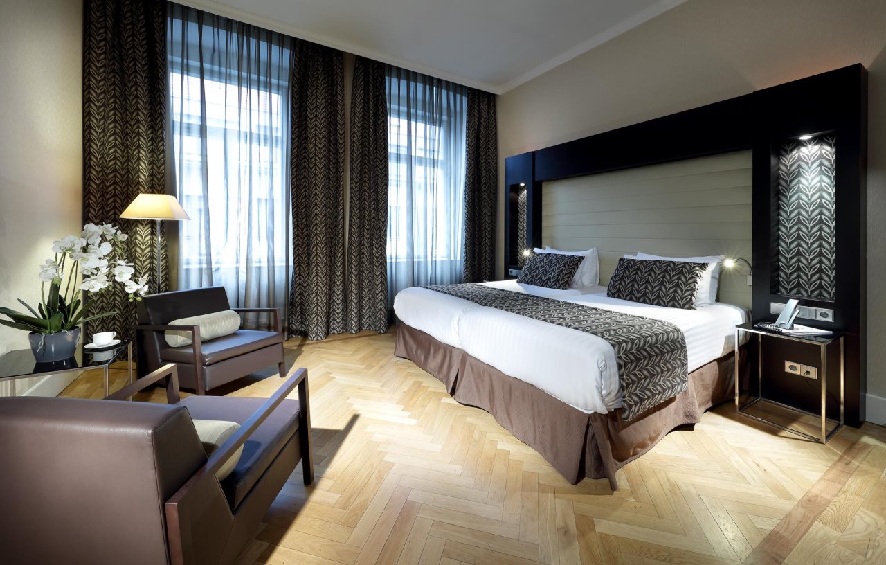 Eurostars Thalia 3