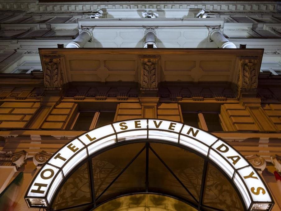 Boutique Hotel Seven Days 1