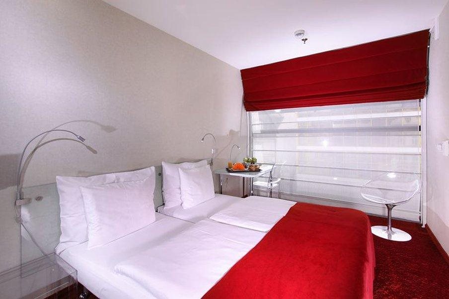 Metropol Design Hotel Old Town 18