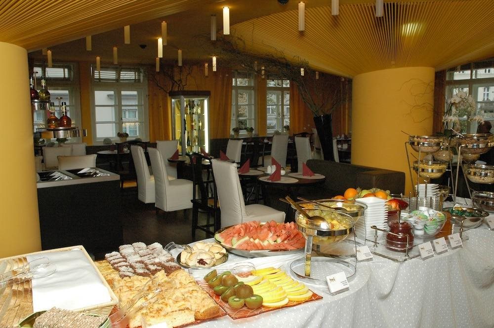 Perla Hotel Prag 19