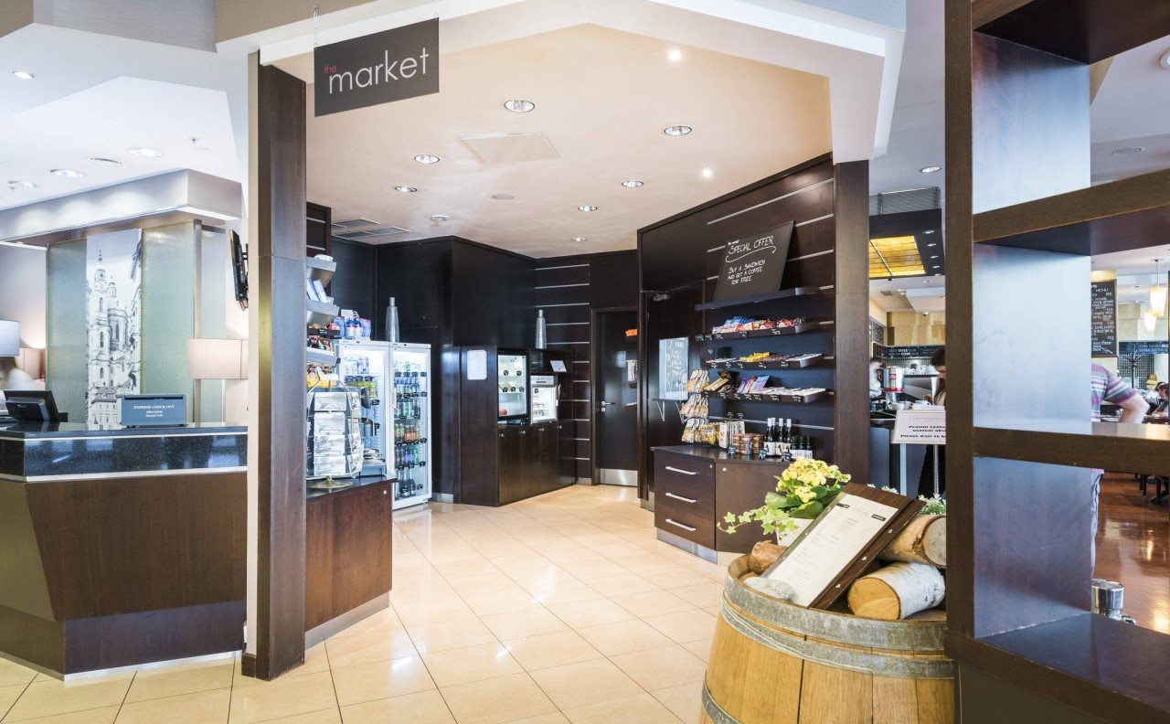 Courtyard by Marriott Prague City 15