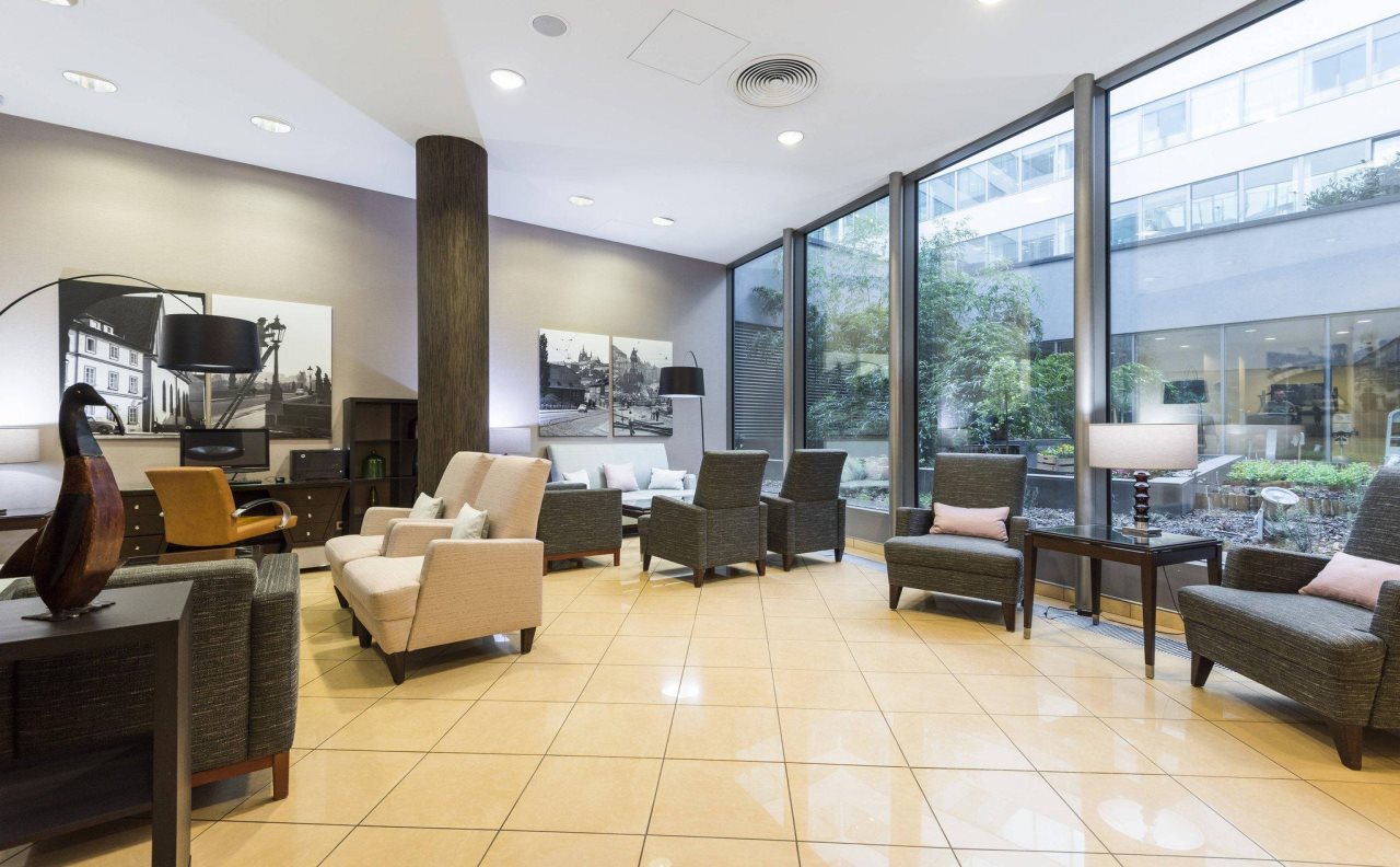 Courtyard by Marriott Prague City 18