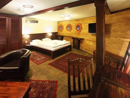 Boat Hotel Matylda 4