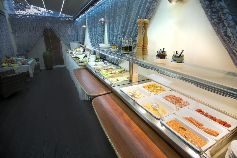 Luxury Family Hotel Royal Palace 9