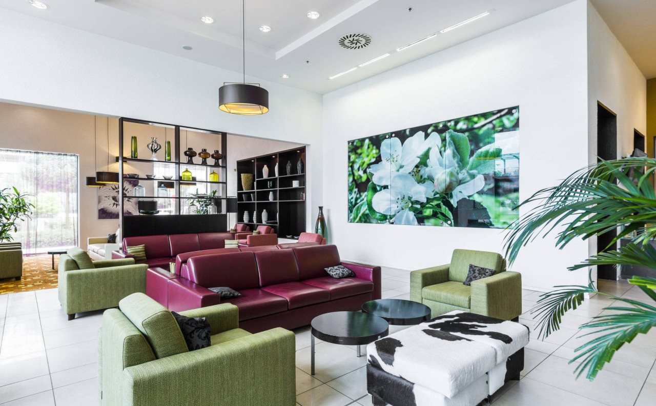 Courtyard by Marriott Prague Airport 9