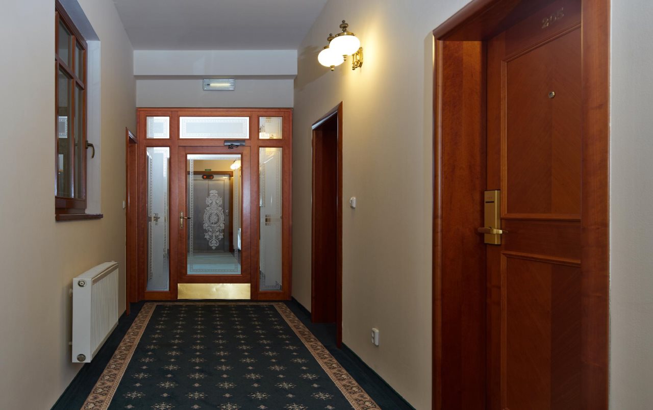 Amigo City Centre Hotel 1