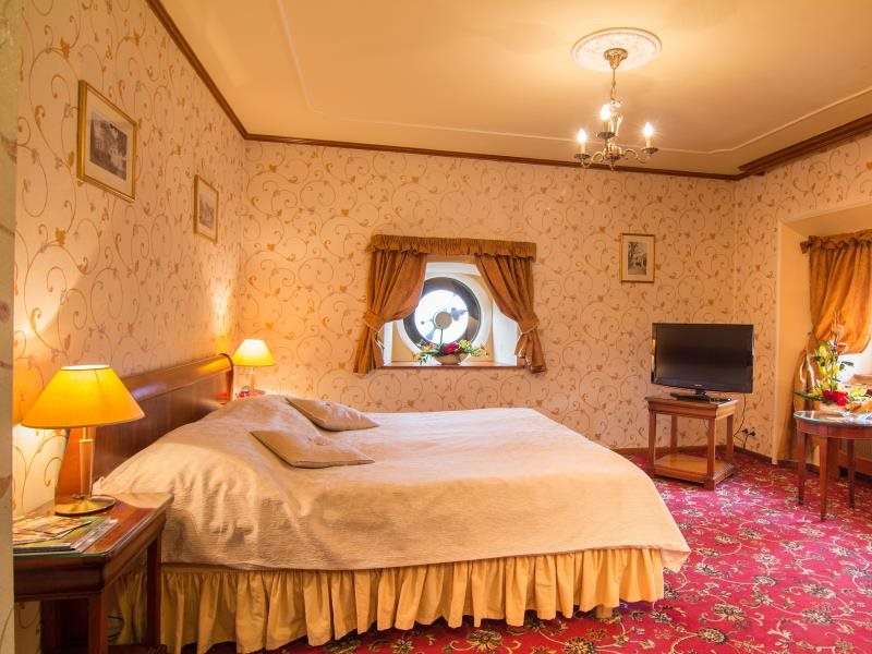 Chateau St. Havel 2