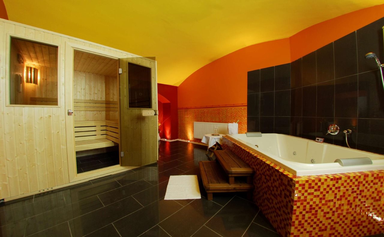EA Hotel Sonata 15