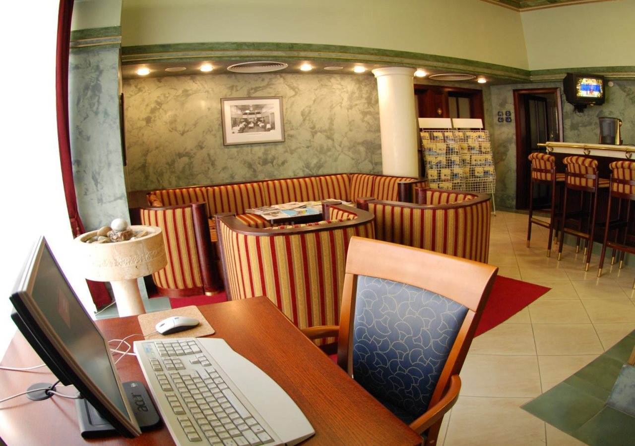 EA Hotel Royal Esprit 16