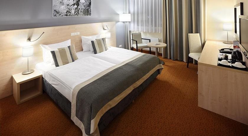 Aquapalace Hotel Prague 19