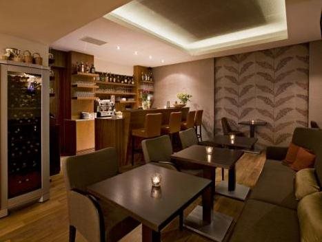 The Hotel Fitzgerald 6