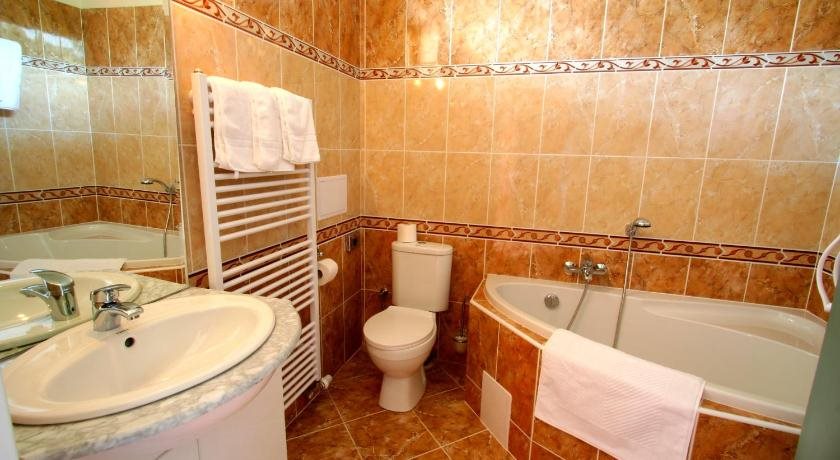 Susa Aparthotel 7