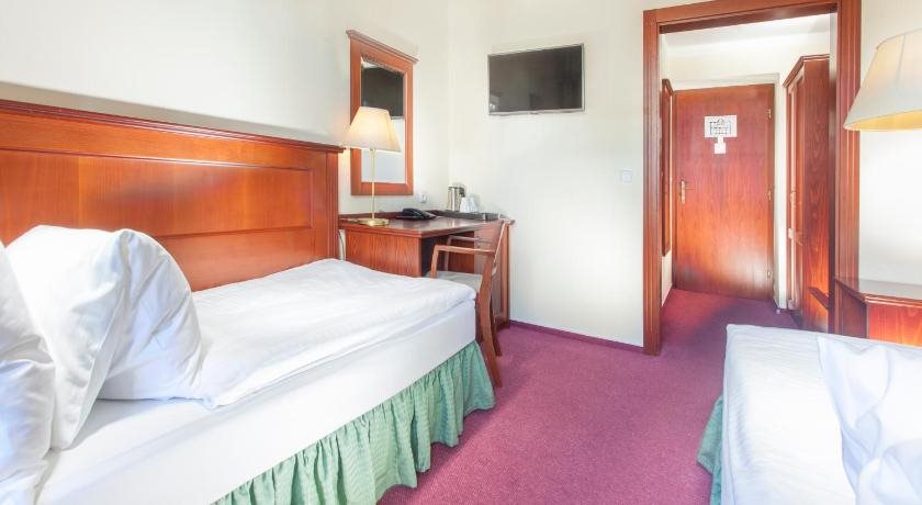 Hotel Lunik 17