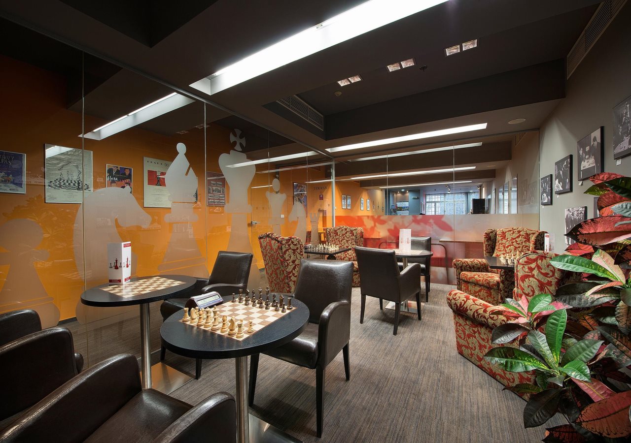 EA Hotel Juliš 12