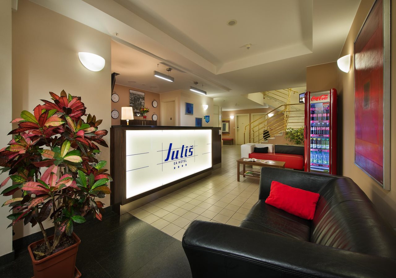 EA Hotel Juliš 17
