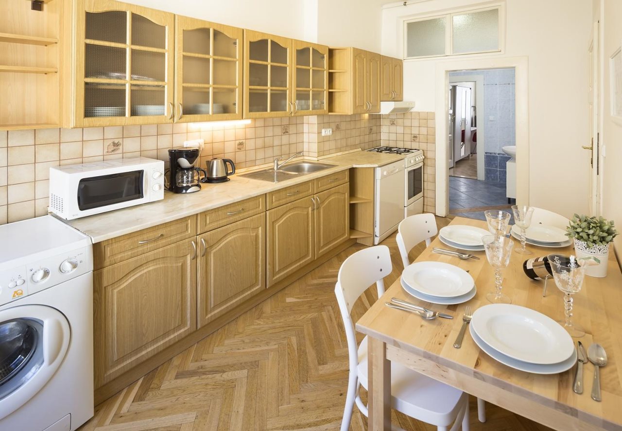 Templova Apartments 9
